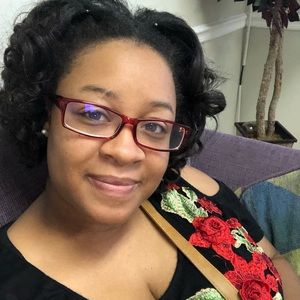 Meet your Posher, Aziza